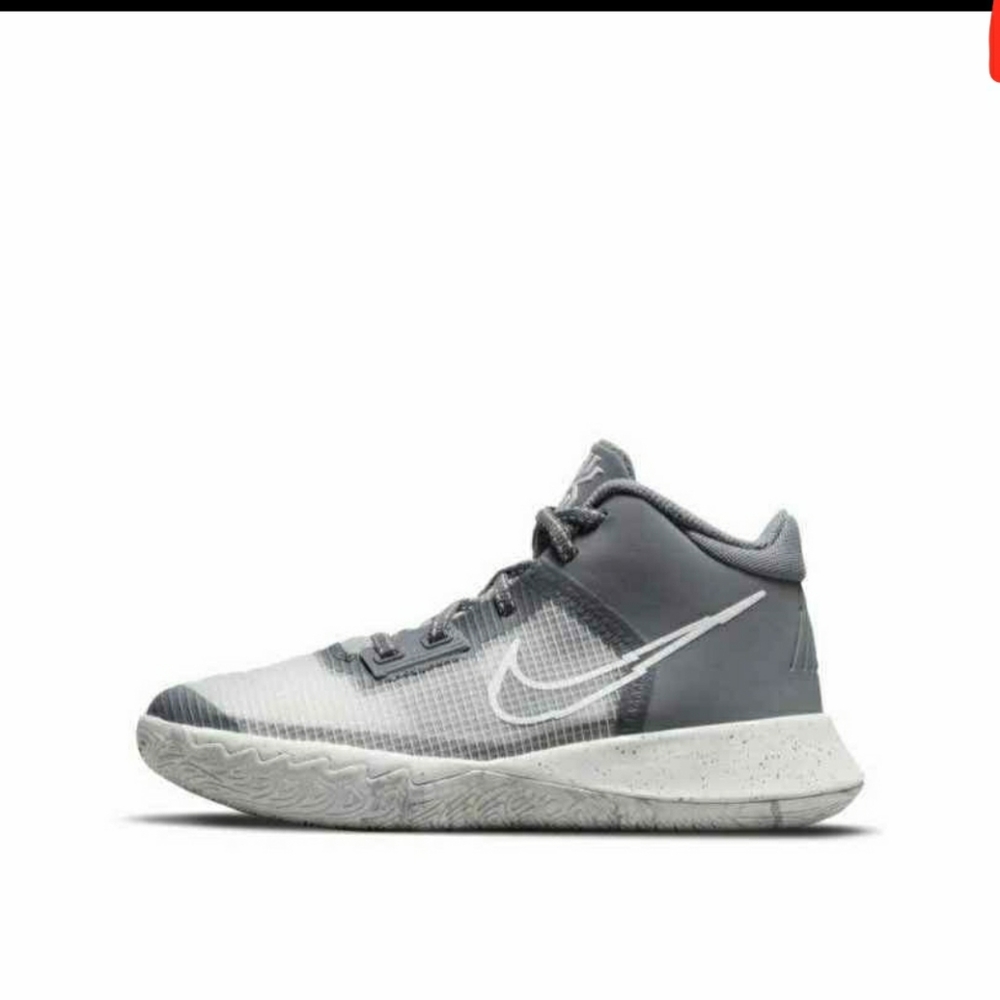 Nike Kyrie Flytrap 4 Big Kid Size 6 Basketball Shoes